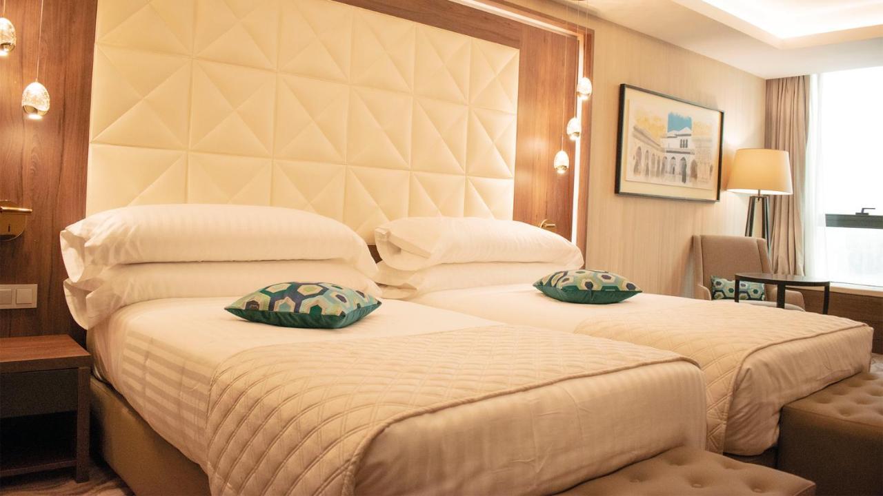 Az Hotels Grand Oran Es Senia Exterior foto