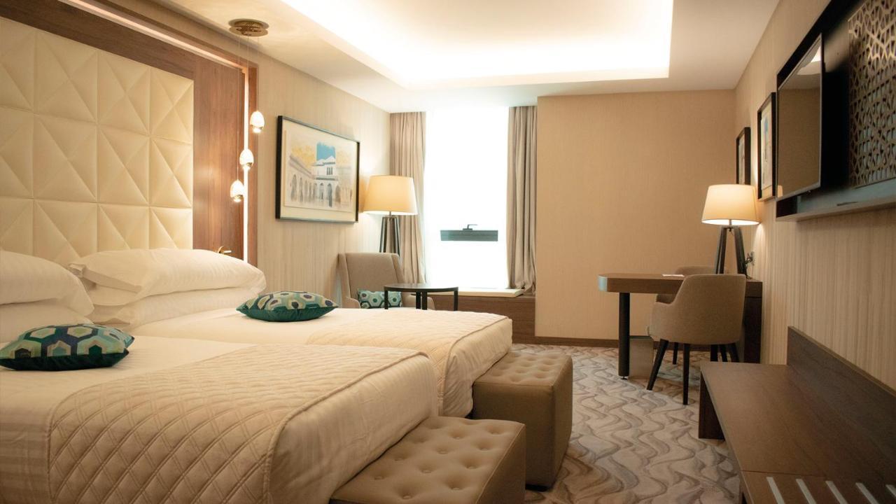 Az Hotels Grand Oran Es Senia Exterior foto