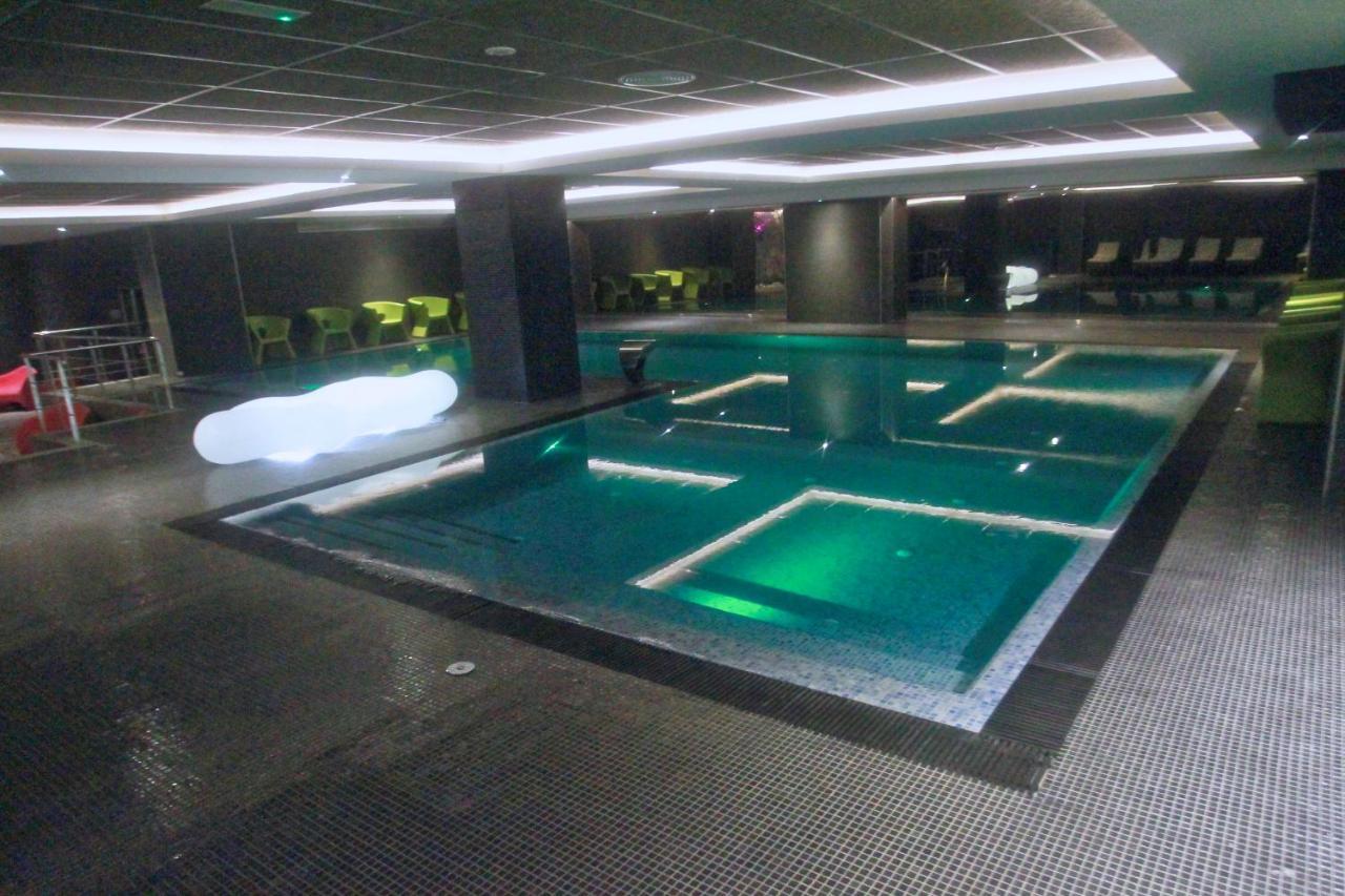 Az Hotels Grand Oran Es Senia Exterior foto