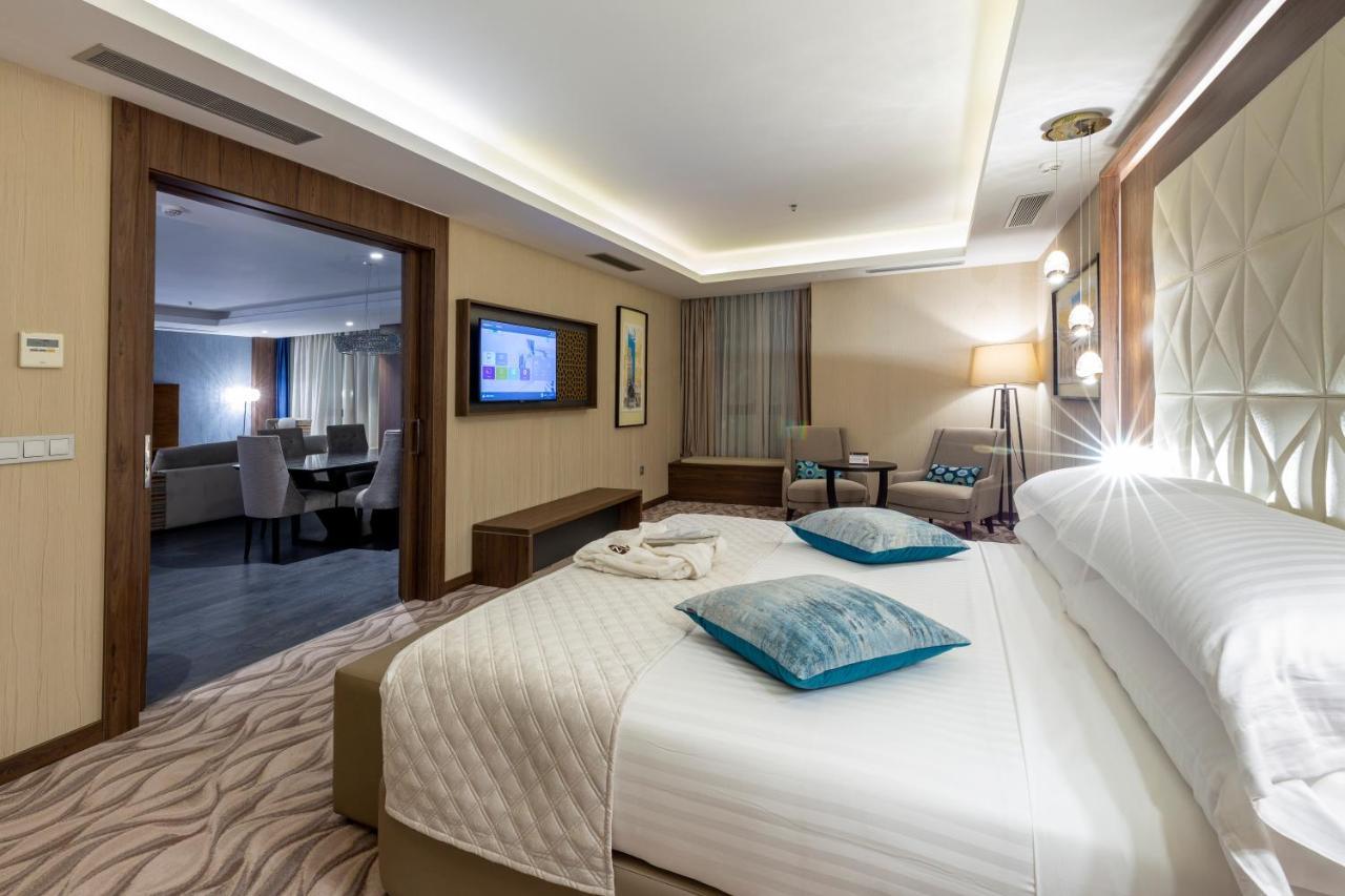 Az Hotels Grand Oran Es Senia Exterior foto