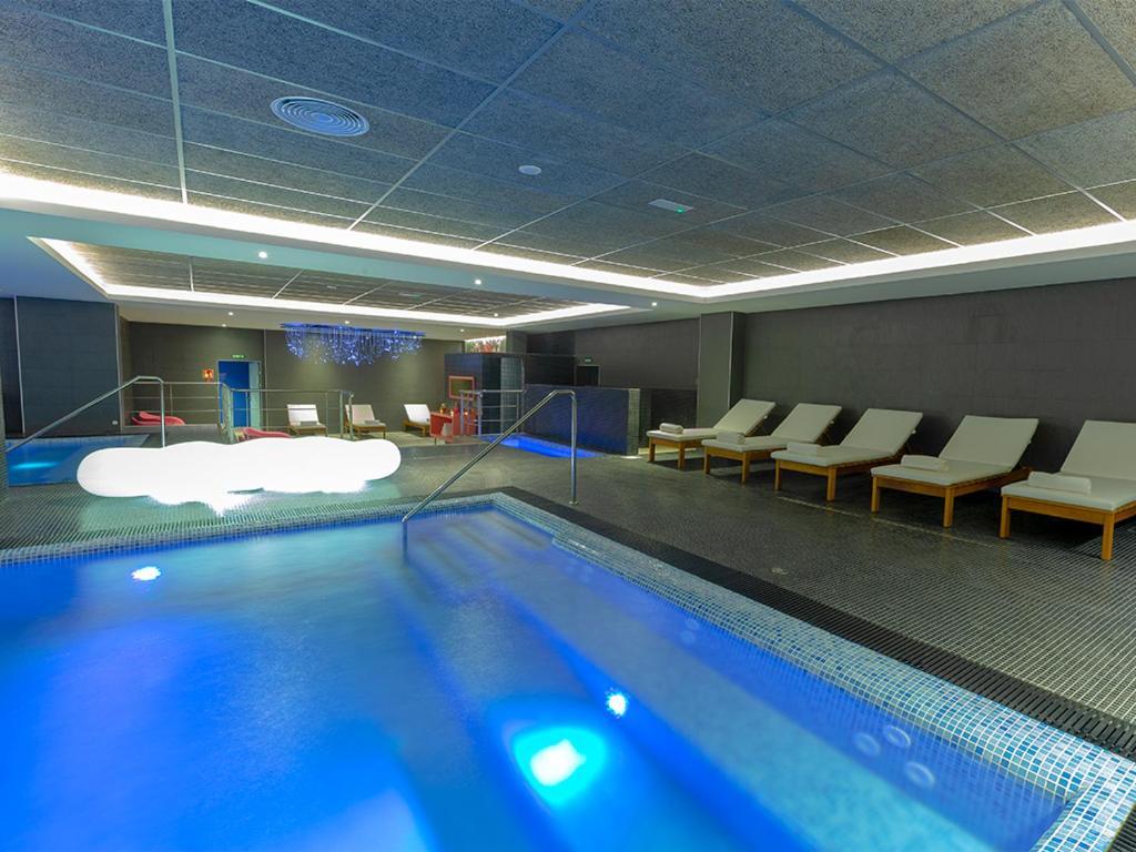 Az Hotels Grand Oran Es Senia Exterior foto